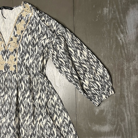 Zara Black Cream Long Sleeve Flared V Neck Dress Embroidered NWOT Ladies Small - Picture 4 of 7